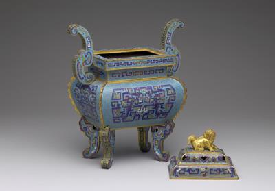 图片[3]-Copper ding-shaped incense burner in cloisonne enamels from a five-piece altar set, Qing dynasty (1644-1911)-China Archive